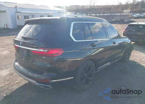 2022 BMW X7 xDrive40I z USA, uszkodzony, nr VIN 5UXCW2C04N9M81391